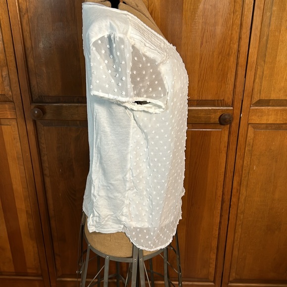 Lacy, frilly chiffon-like layered blouse with cap sleeves - Picture 5 of 9